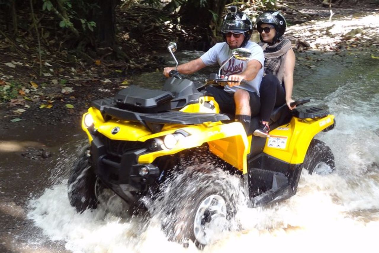 Escursione Grand Tour in Quad a Moorea (monoposto o biposto) — 2