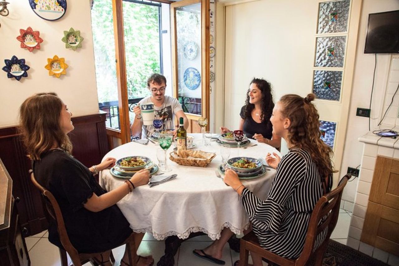 Pranzo o cena e demo di cucina in una casa locale ad Ancona — 3