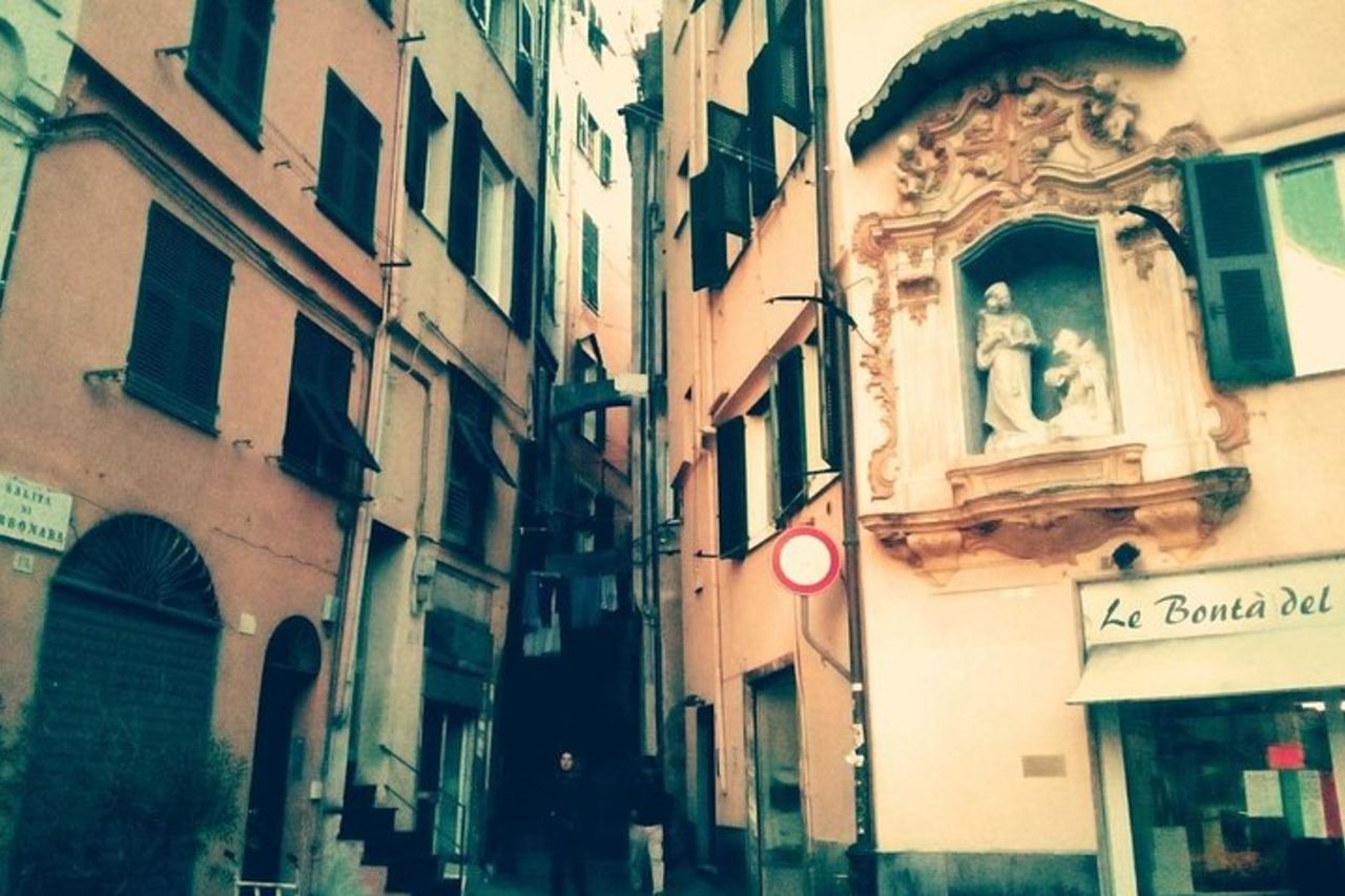 Scopri i segreti di Genova col cantastorie! — 9