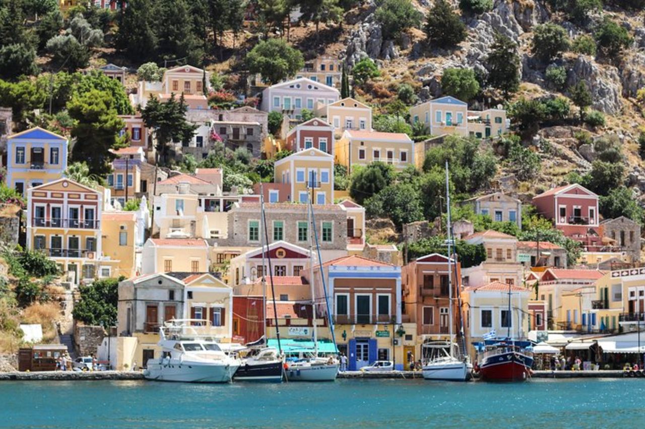 Isola di Symi da Rodi con trasferimenti da Ialysos e Ixia