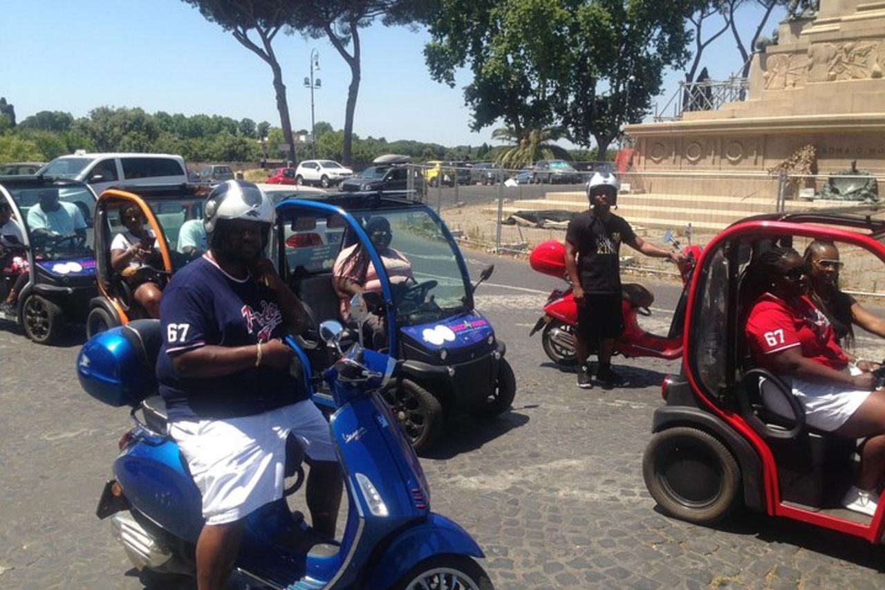 Tour privato ai Must di Roma con e-Buggy — 9