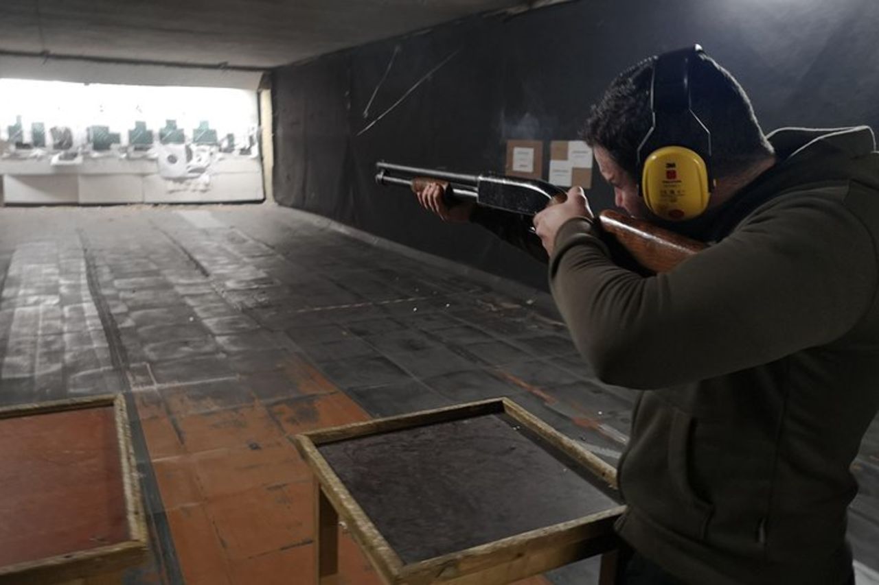 Riga Gun Range: tiro a segno con Winchester, Glock17 e Kalashnikov — 3