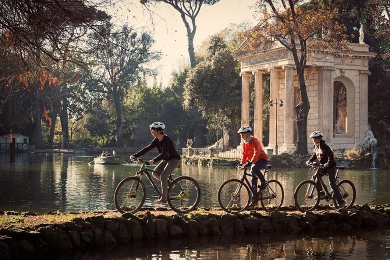 Tour in bicicletta per piccoli gruppi di Roma con Cannondale EBike di qualità — 2