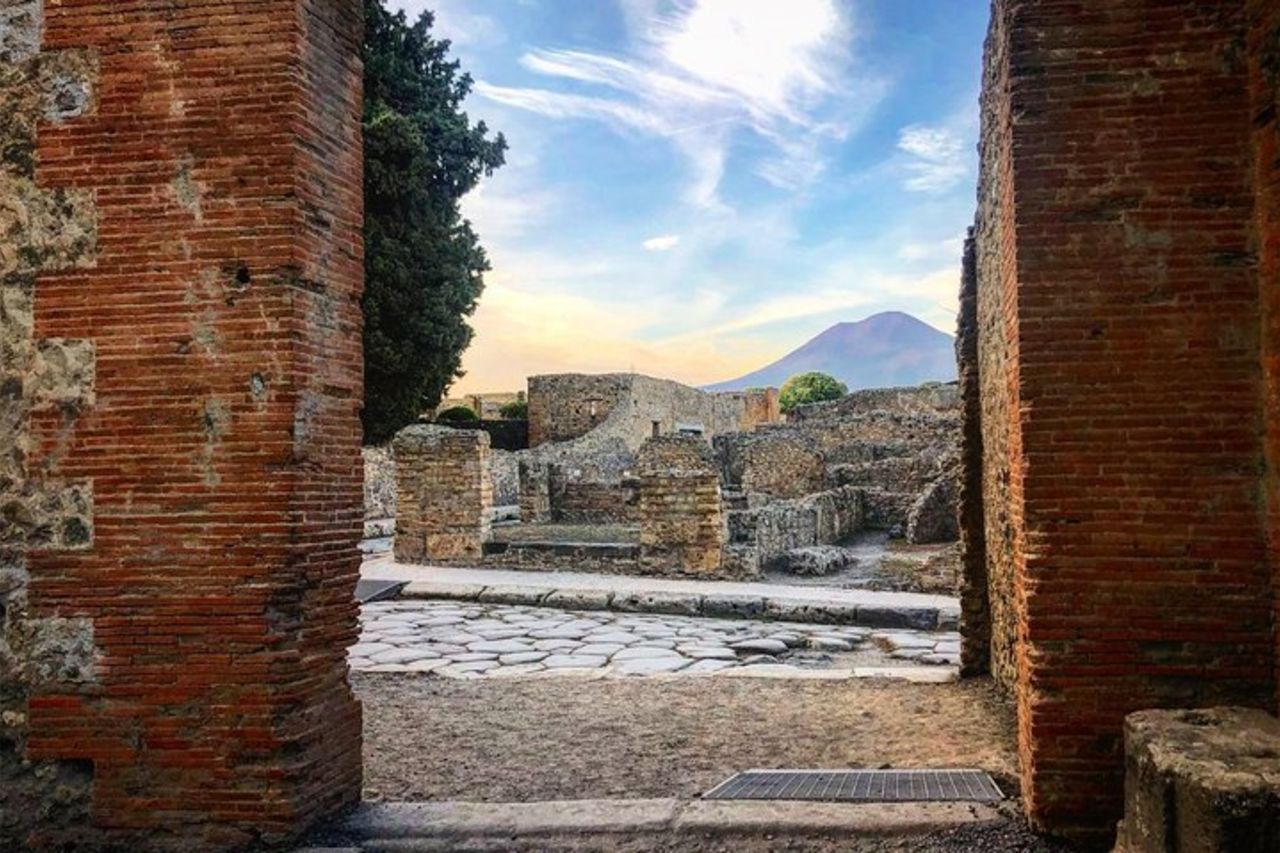 Pompei e Vesuvio con pranzo e degustazione di vini da Positano — 9