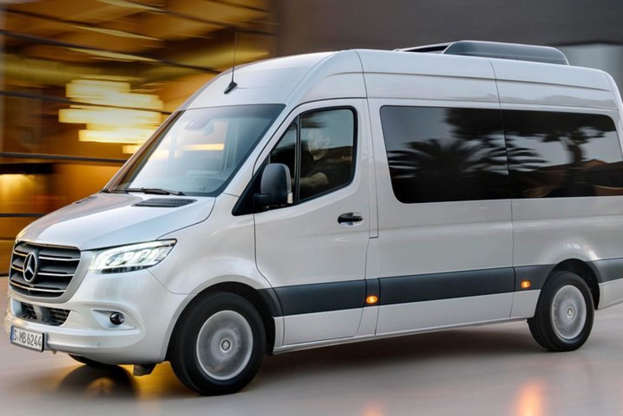 Trasferimenti in partenza per l'aeroporto di Santorini — 2