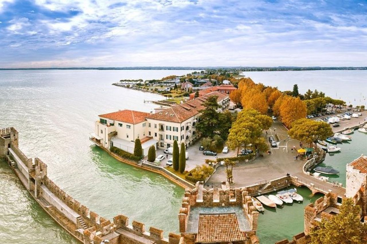 Tour Romantico Privato In Motoscafo Da Sirmione — 8