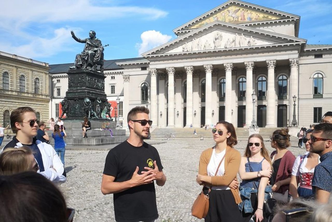 Classic Bike Tour giornaliero @ 11.30 con sosta al Beer Garden & Surfers — 2