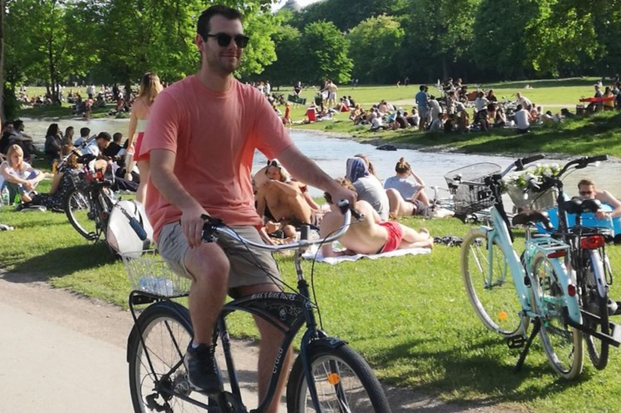 Classic Bike Tour giornaliero @ 11.30 con sosta al Beer Garden & Surfers — 9