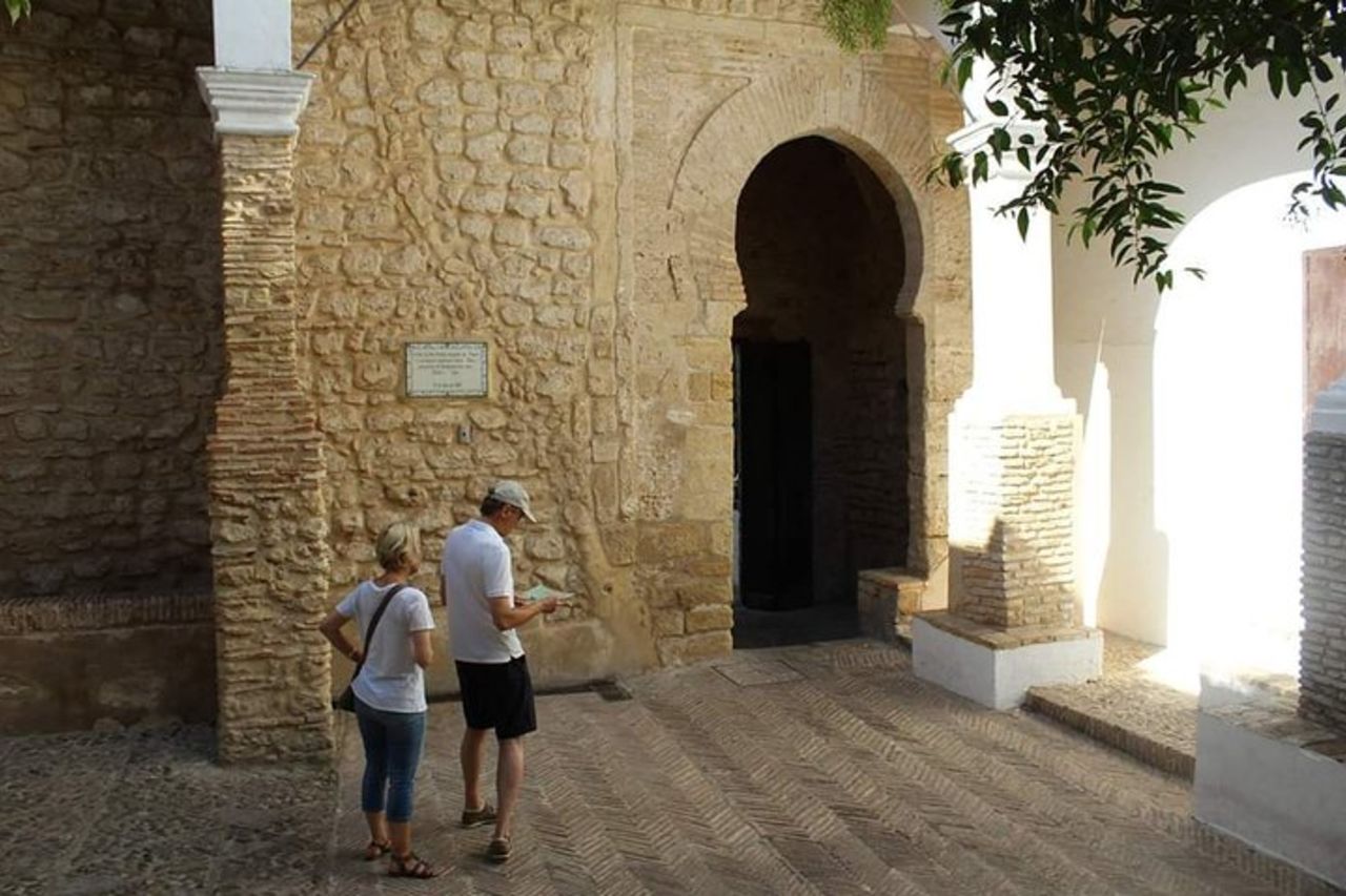 Escursione a terra privata di Cadice: i villaggi imbiancati e il capo di Trafalgar — 6