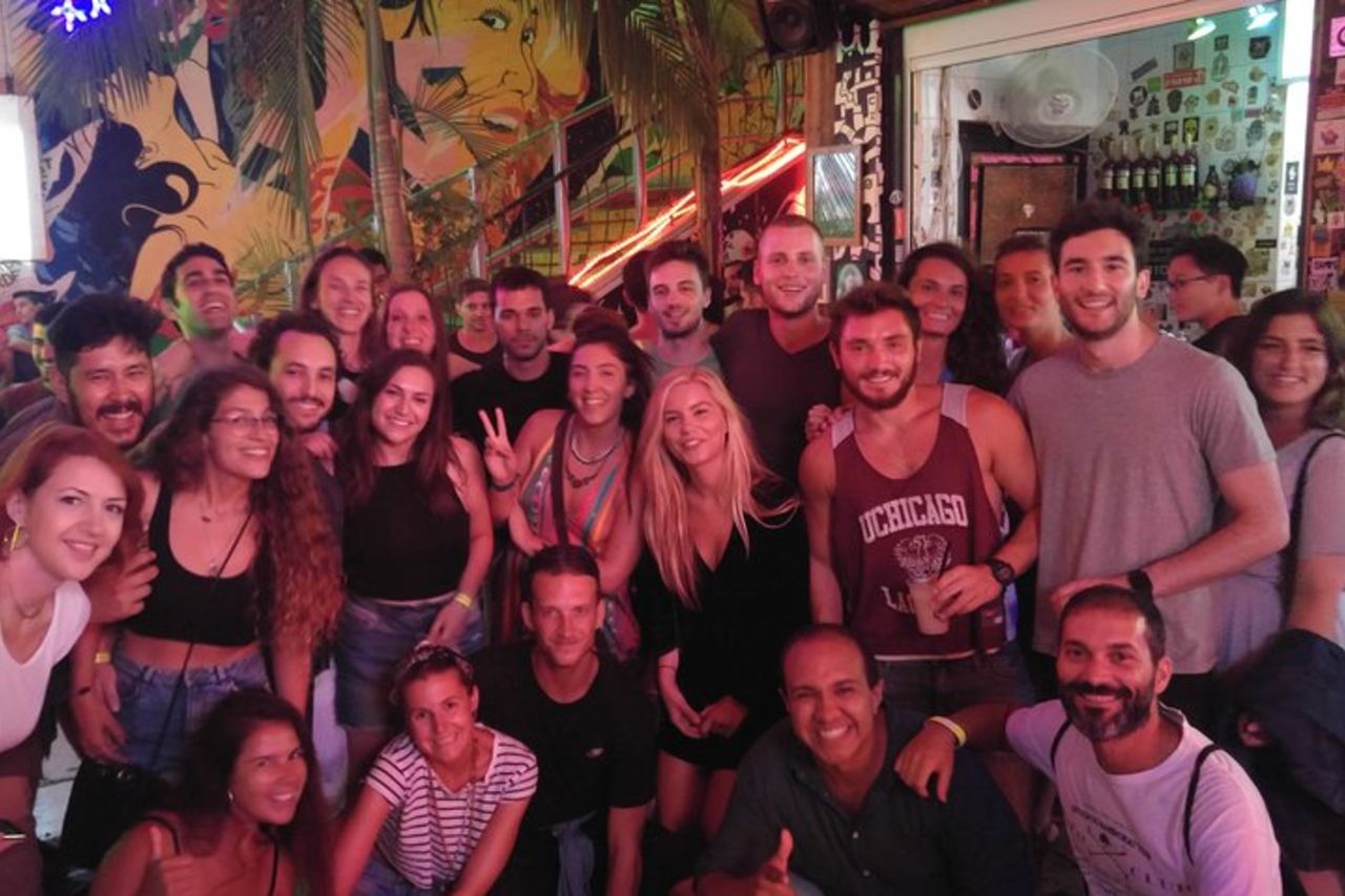 Tour notturno guidato dei pub a Tel Aviv
