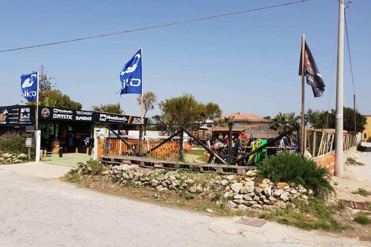 Noleggio completo attrezzatura kitesurf — 2