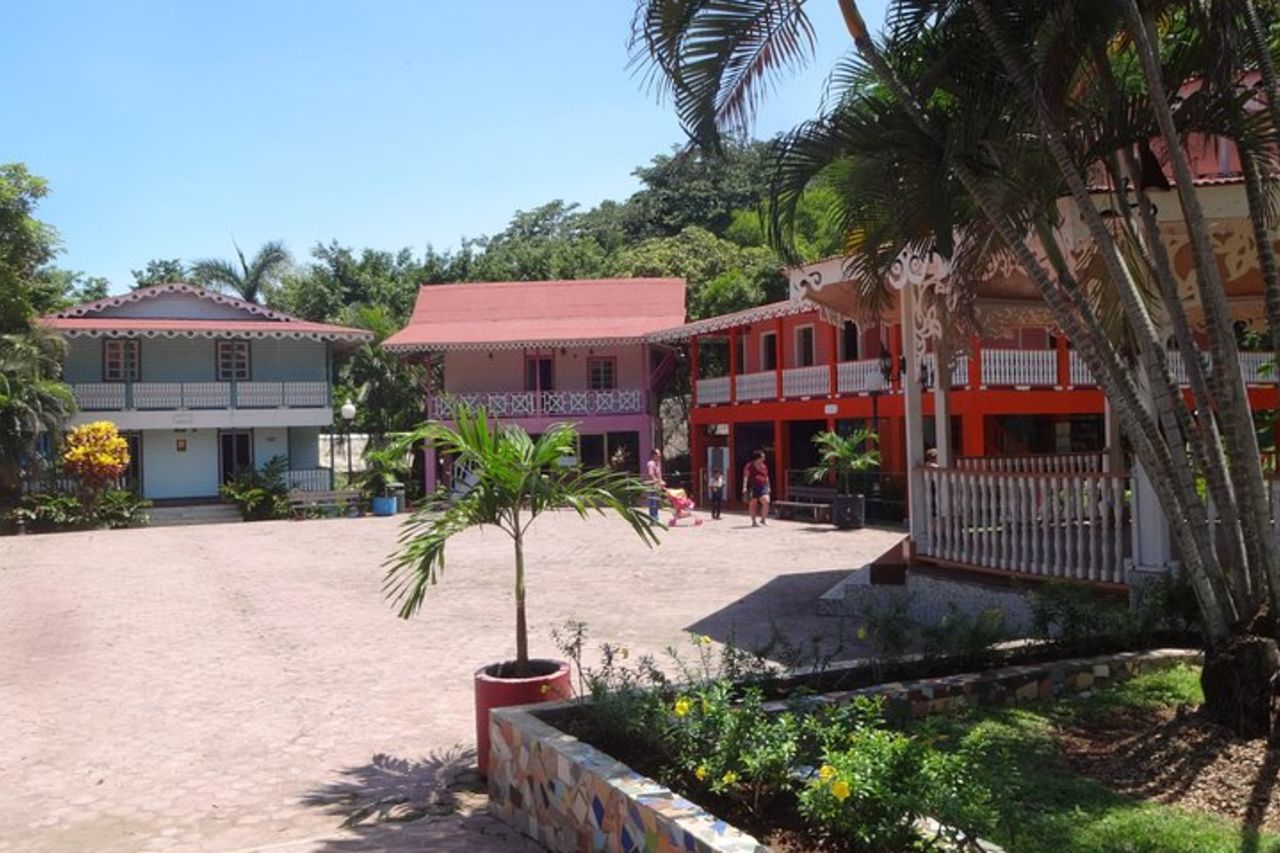 Ancon Hill / Mi-Pueblito Village — 6