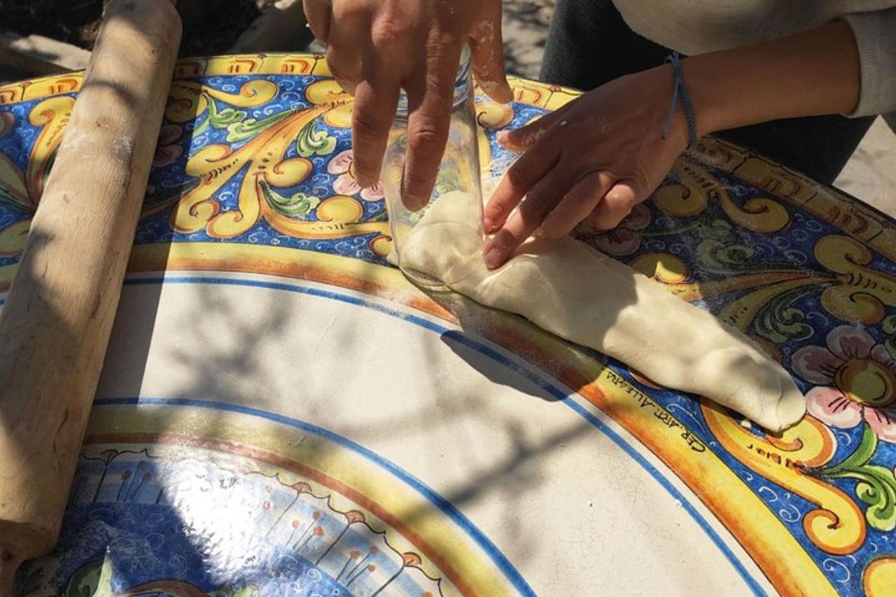 Lezione di cucina vegetariana siciliana privata in una fattoria a Noto — 3