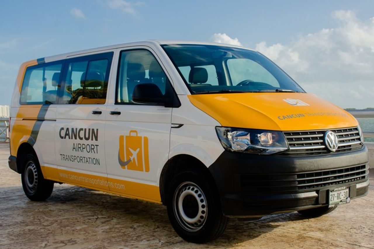Transfer privato dall'aeroporto di Cancun a Boulevard Kukulcan