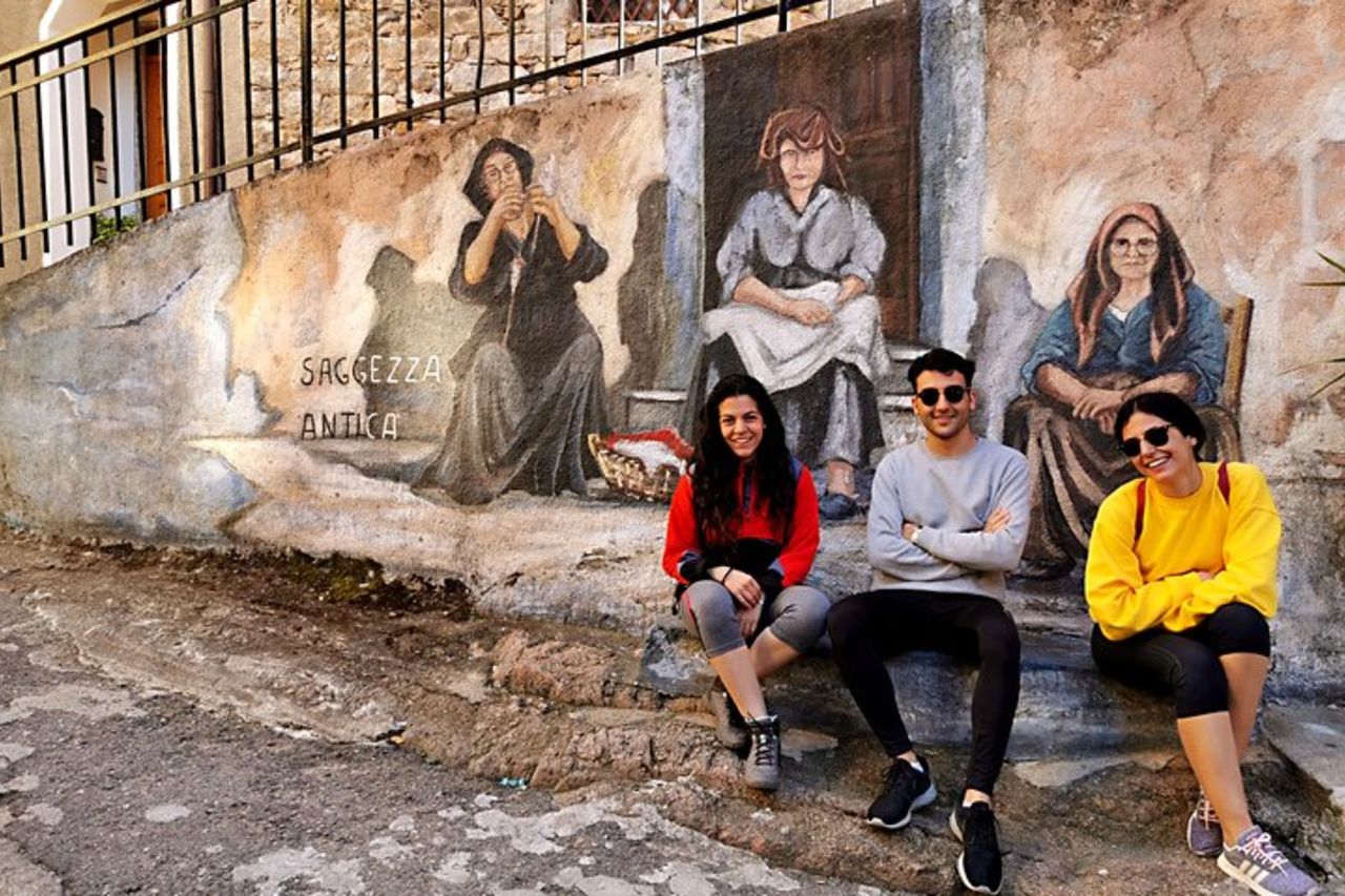 Tour in 4x4 ad Orgosolo: i Murales e il pranzo tipico dal pastore