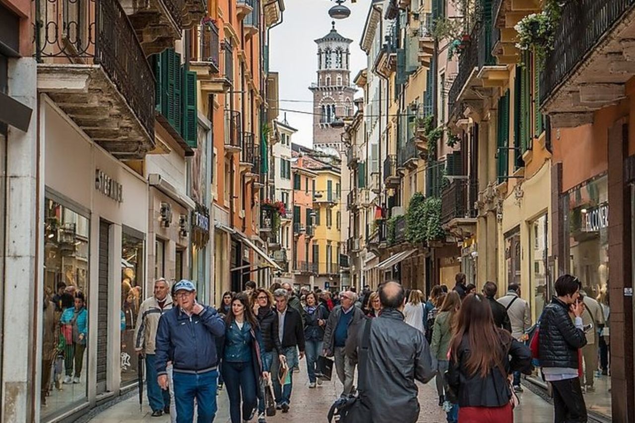 Tour alla scoperta della Storia Unica di Verona, la Città d'Arte — 2
