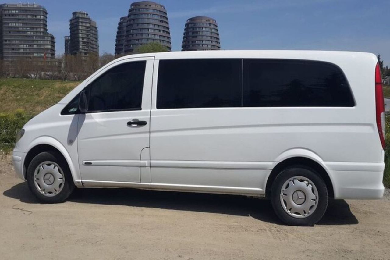 Trasferimento di arrivo privato all'aeroporto di Istanbul — 2