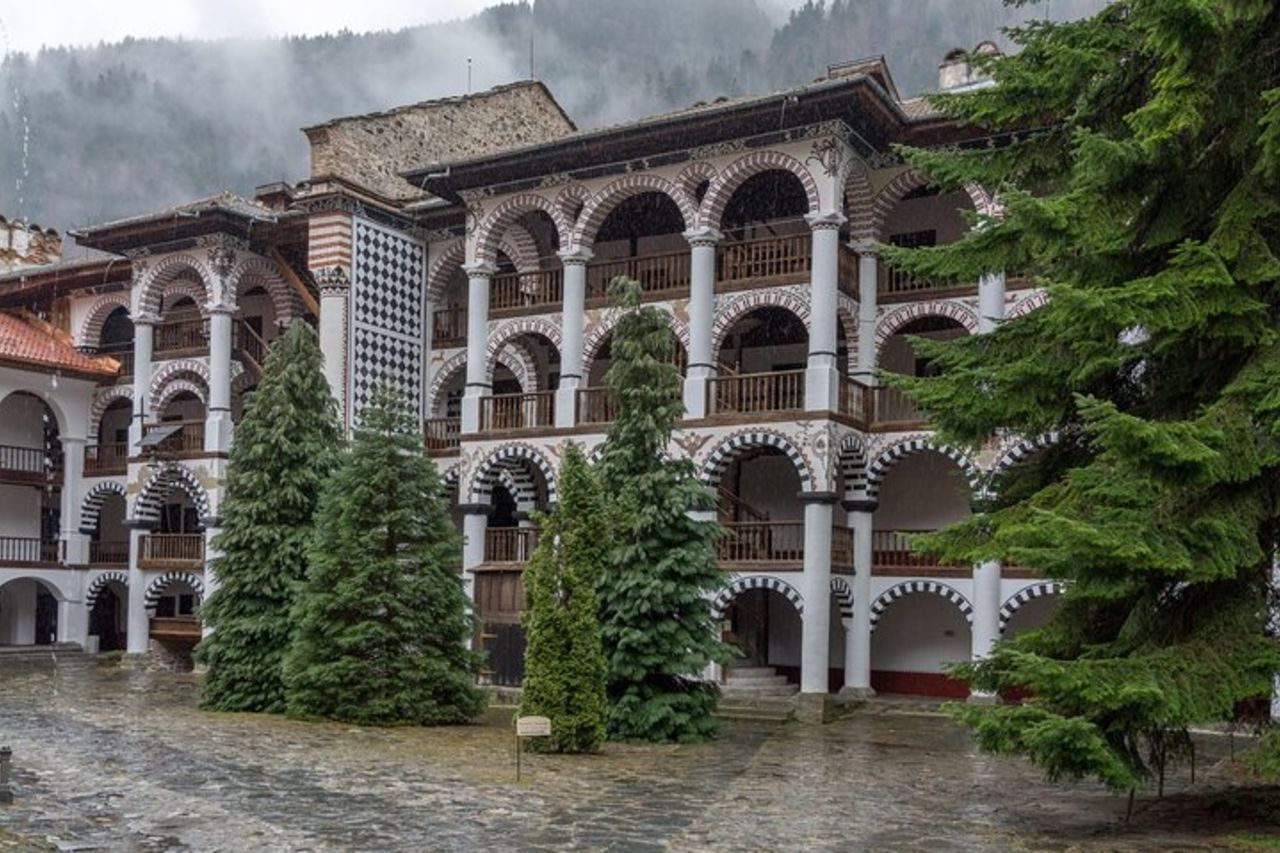Gita di un giorno senza guida al monastero di Rila e alla chiesa della Boyana da Sofia — 7