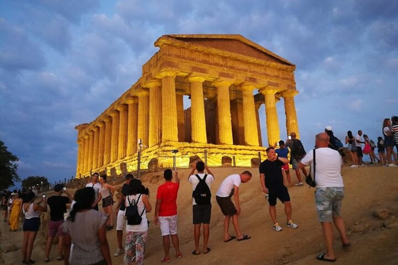 Visita al Tramonto Valle dei Templi Agrigento — 3