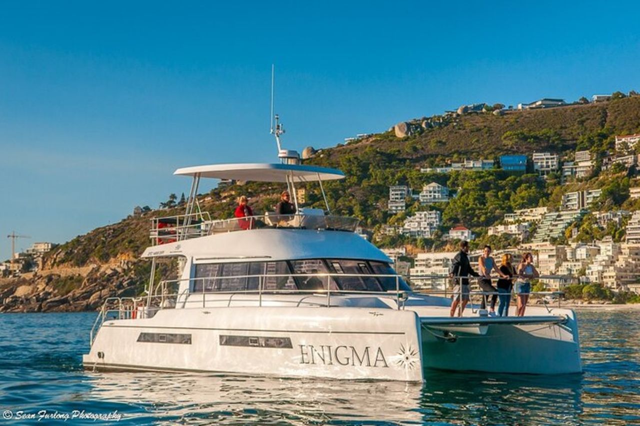 Cruise and Dine Lunch / Città del Capo: Coastal Motor Cruise e 2-Course Lunch