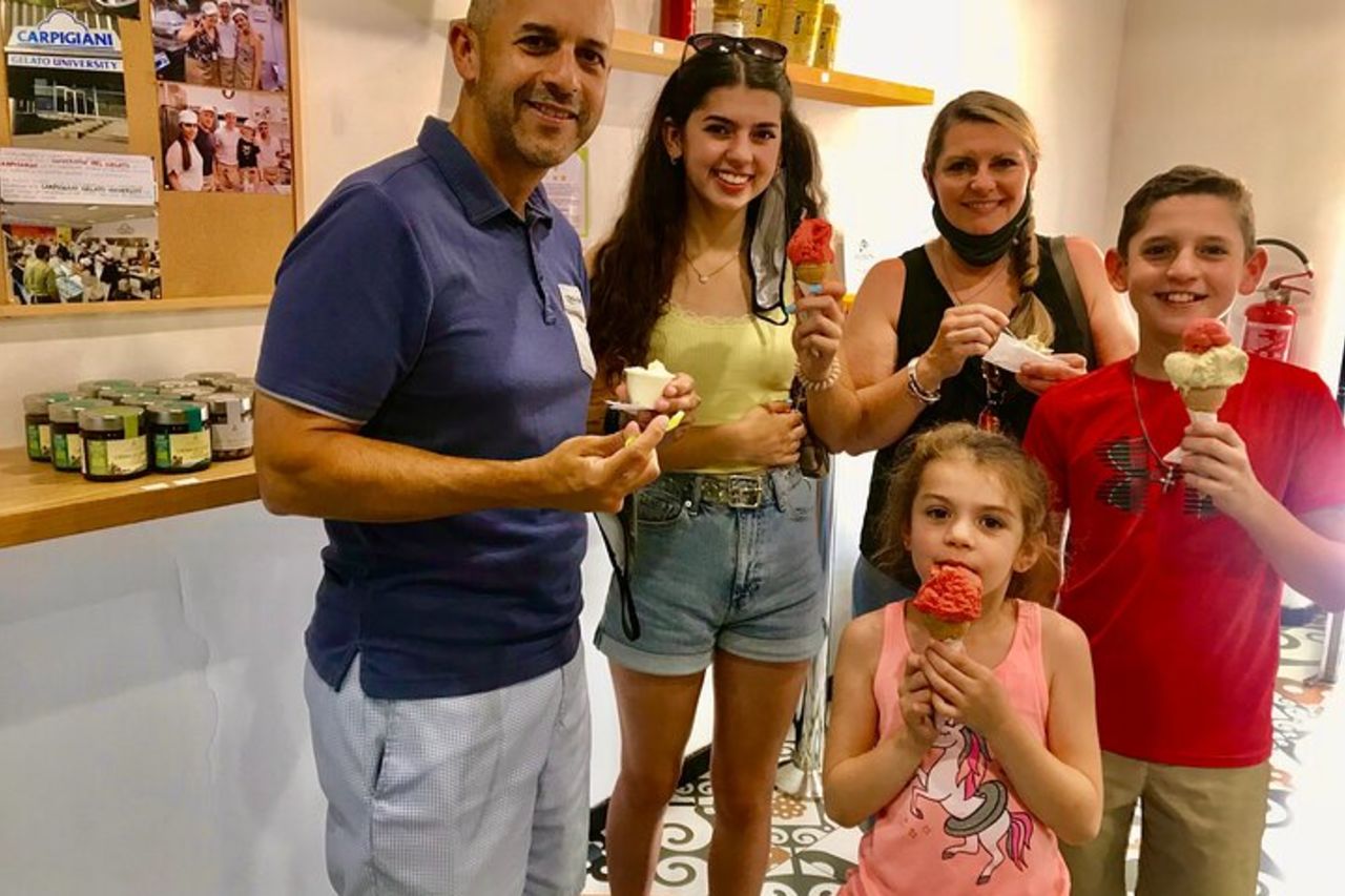 Tour a piedi di Verona: enogastronomia, pranzo o cena storica e funicolare — 5