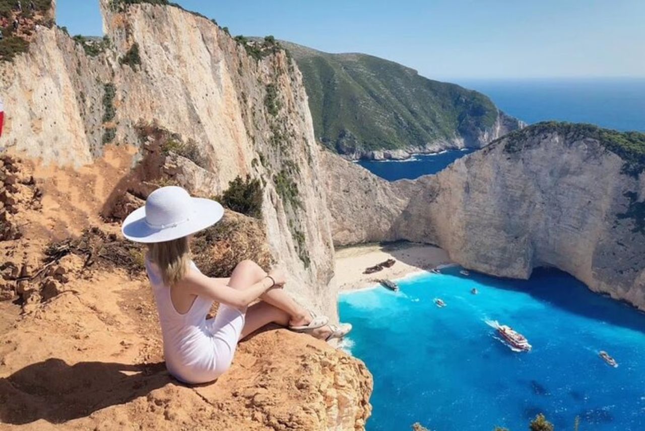 Zante Tour per piccoli gruppi Naufragio e grotte blu Terra e mare