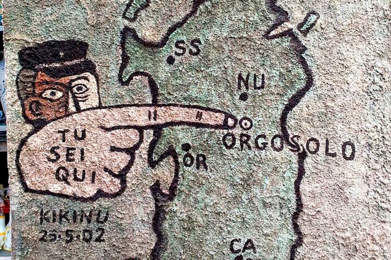 Tour in 4x4 ad Orgosolo: i Murales e il pranzo tipico dal pastore — 7