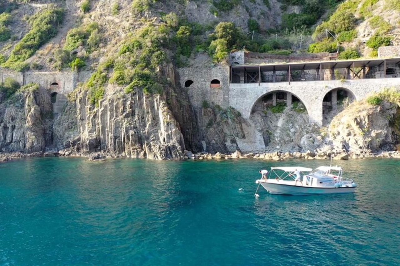 Cinque Terre Boat Tours Experience — 4