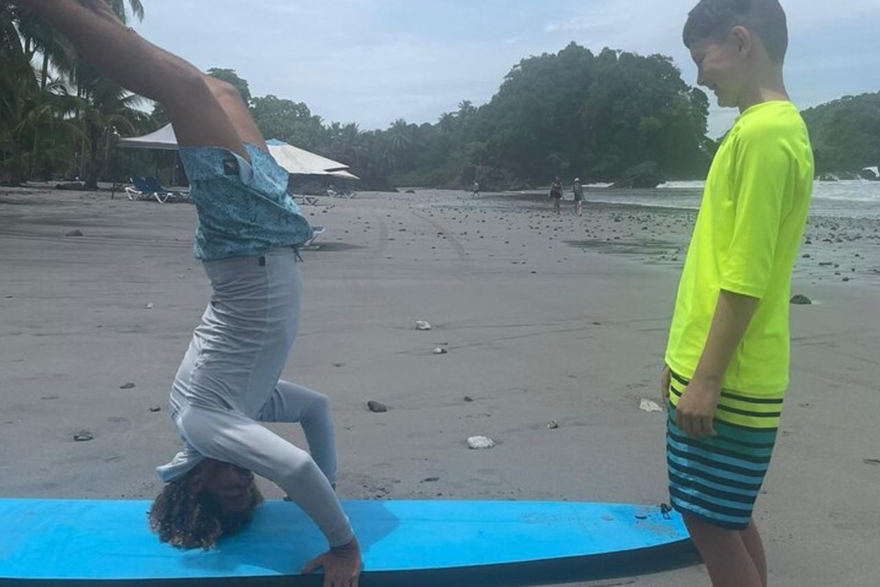 Lezione di surf privata+ a Manuel Antonio Beach — 4