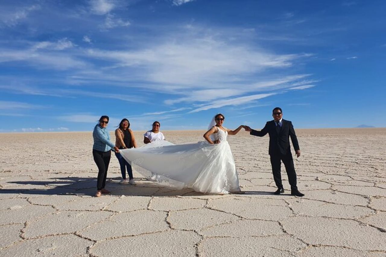 Tour di 3 giorni alle lagune saline e colorate di Uyuni + tramonto + effetto specchio — 3