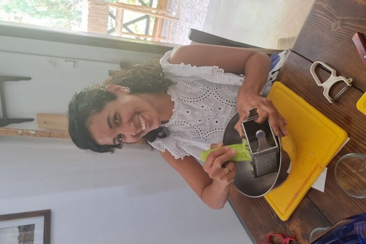 Corso di cucina greca a Santorini con ricette e vino — 9