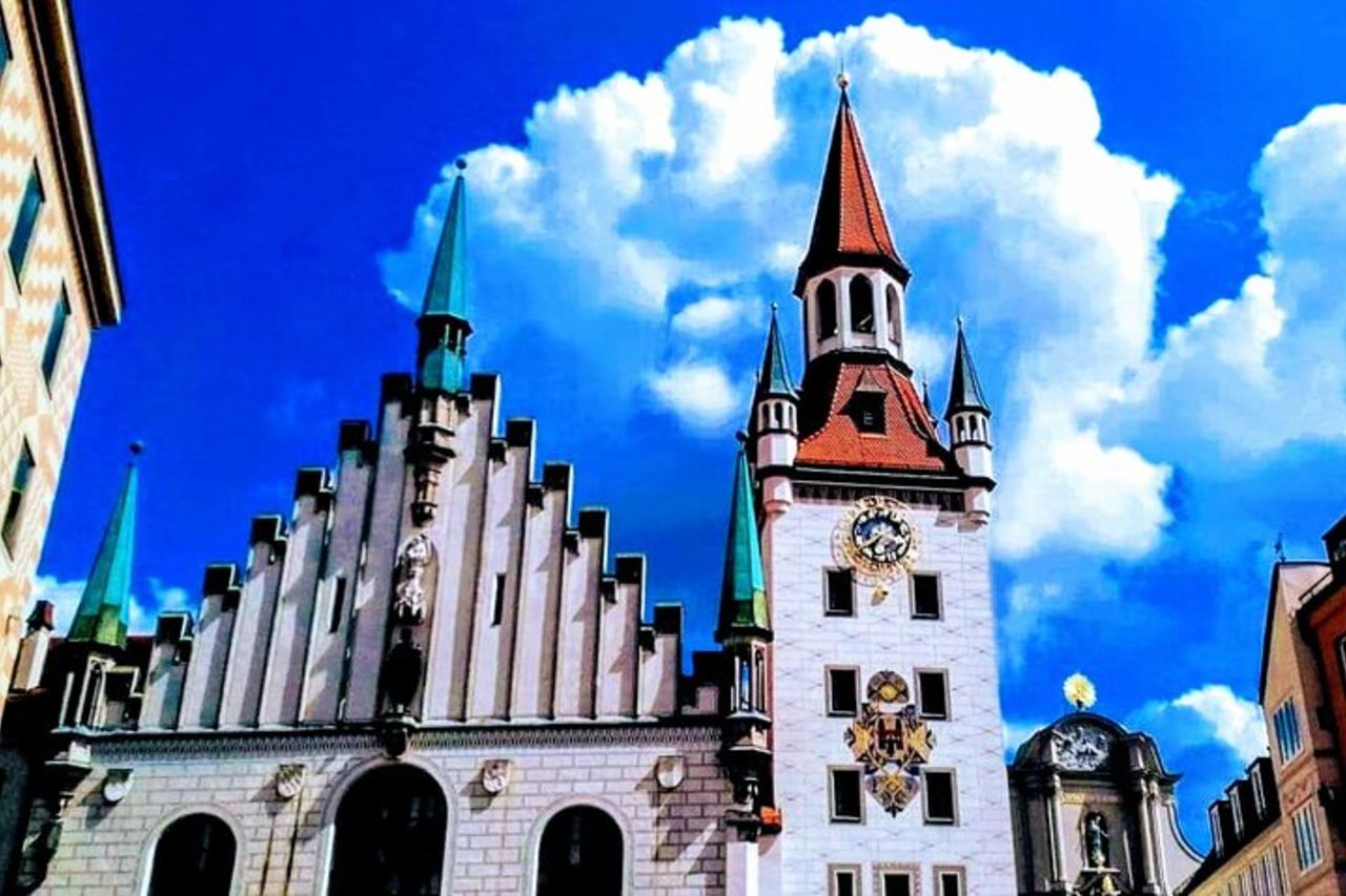 Tour privato di Monaco della Seconda Guerra Mondiale e del campo di concentramento di Dachau con guida autorizzata — 2