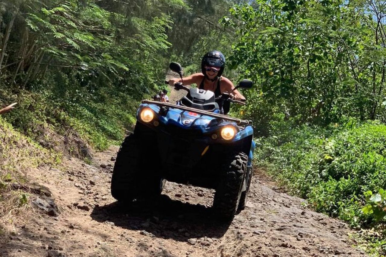 AVVENTURE A Bora Bora TOUR IN ATV-QUAD
