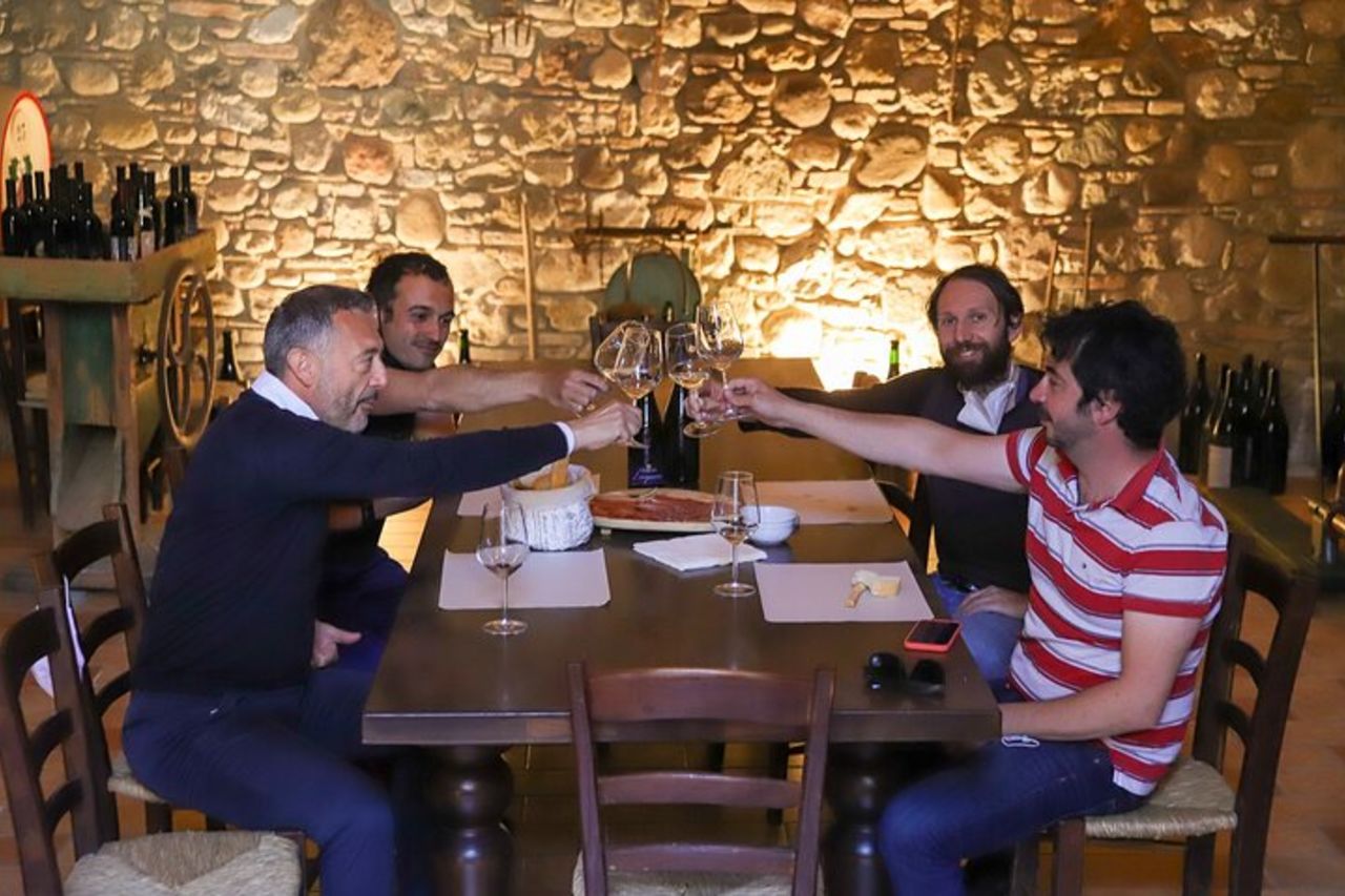 Tour dei Vigneti e Degustazione Vini Lugana — 3