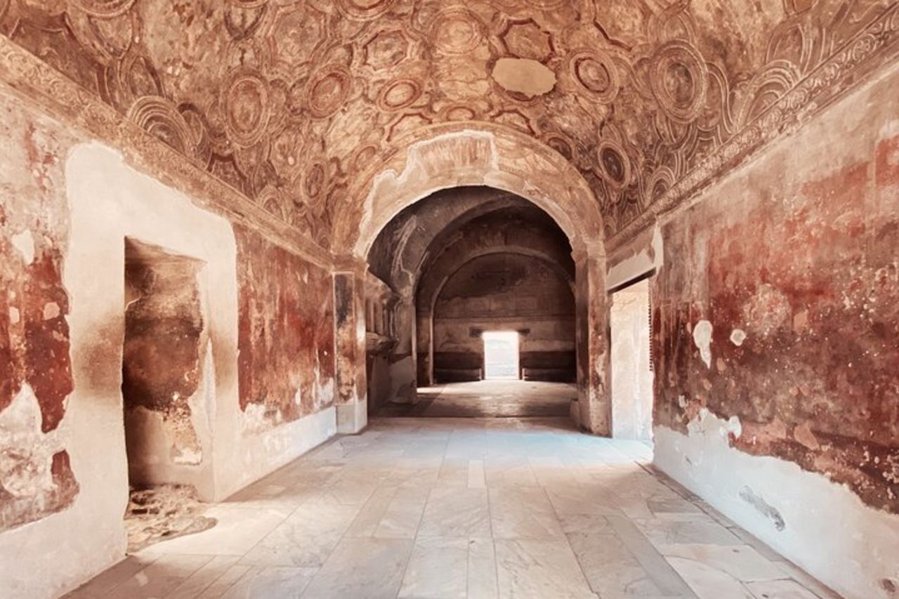 Tour Privato Salta la Fila di Pompei con Archeologa — 3