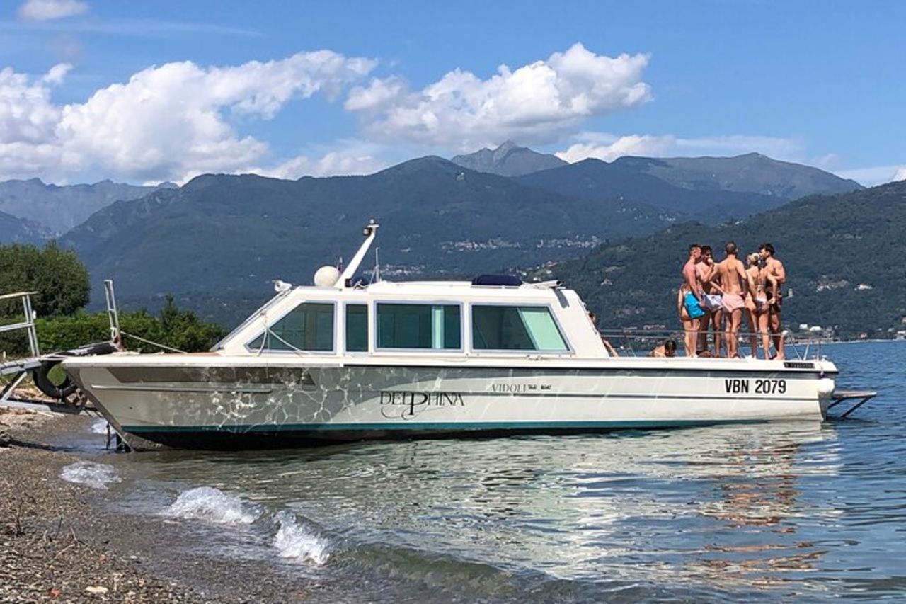 Lago Maggiore: tour delle Isole Borromee e visita all'Eremo di Santa Caterina del Sasso, in crociera da Stresa — 7