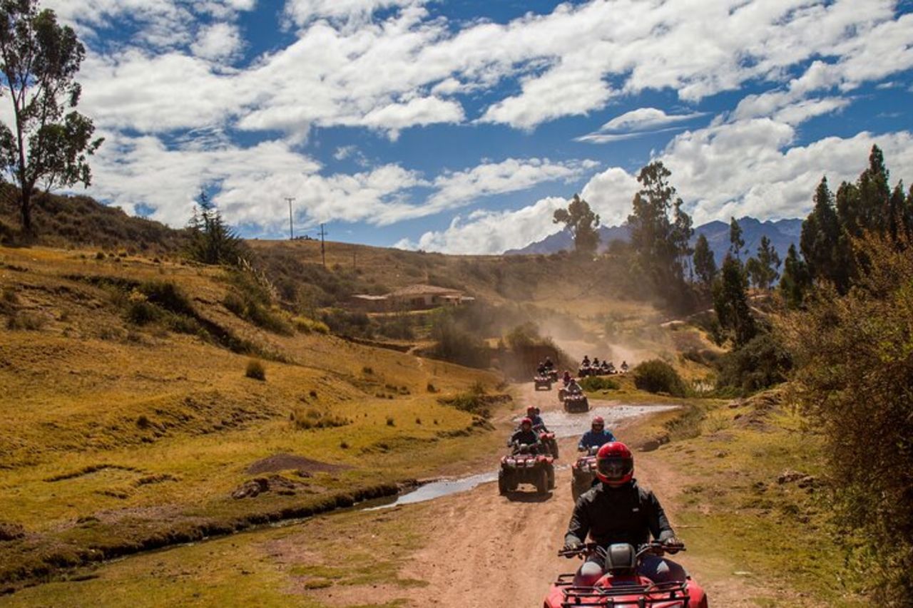 Tour in quad delle miniere di sale di Moray e Maras da Cusco — 2