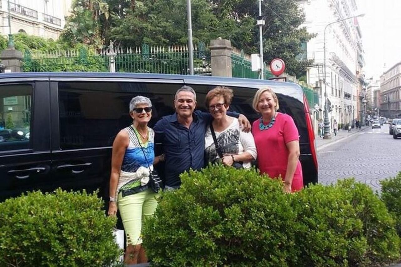 Trasferimento Privato da Napoli a Positano o Amalfi o viceversa