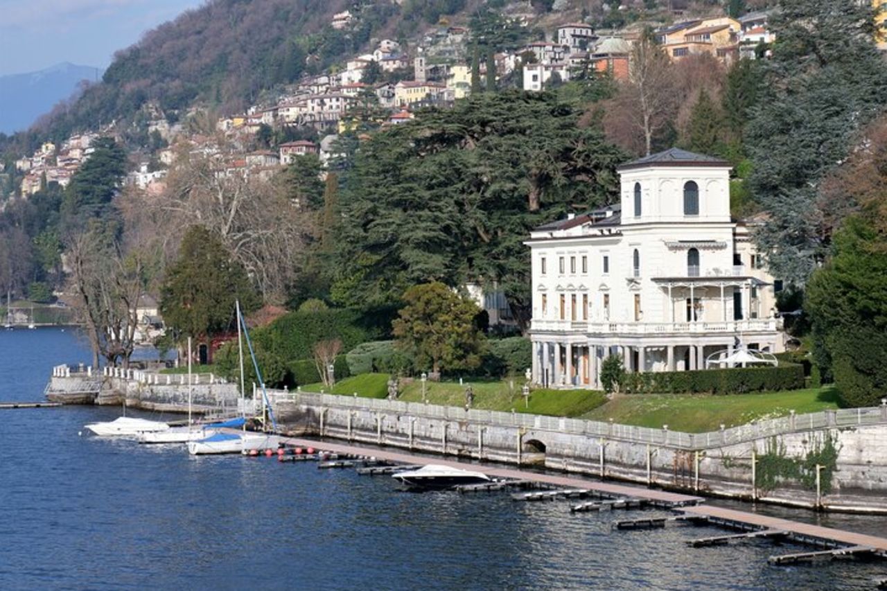 Classico giro in barca sul Lago di Como — 9