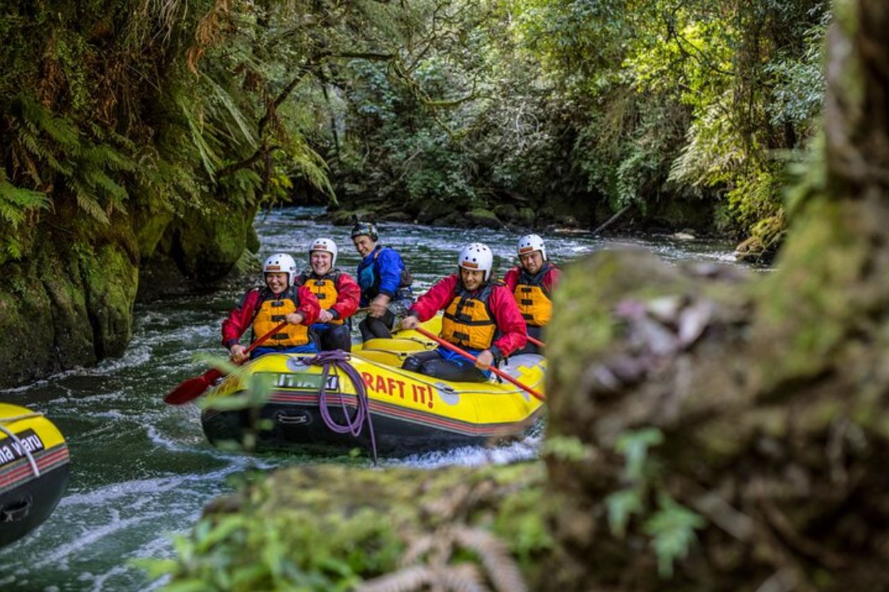 Rafting Rotorua Kaituna Rafting in acque bianche | Kaitiaki Adventures — 7