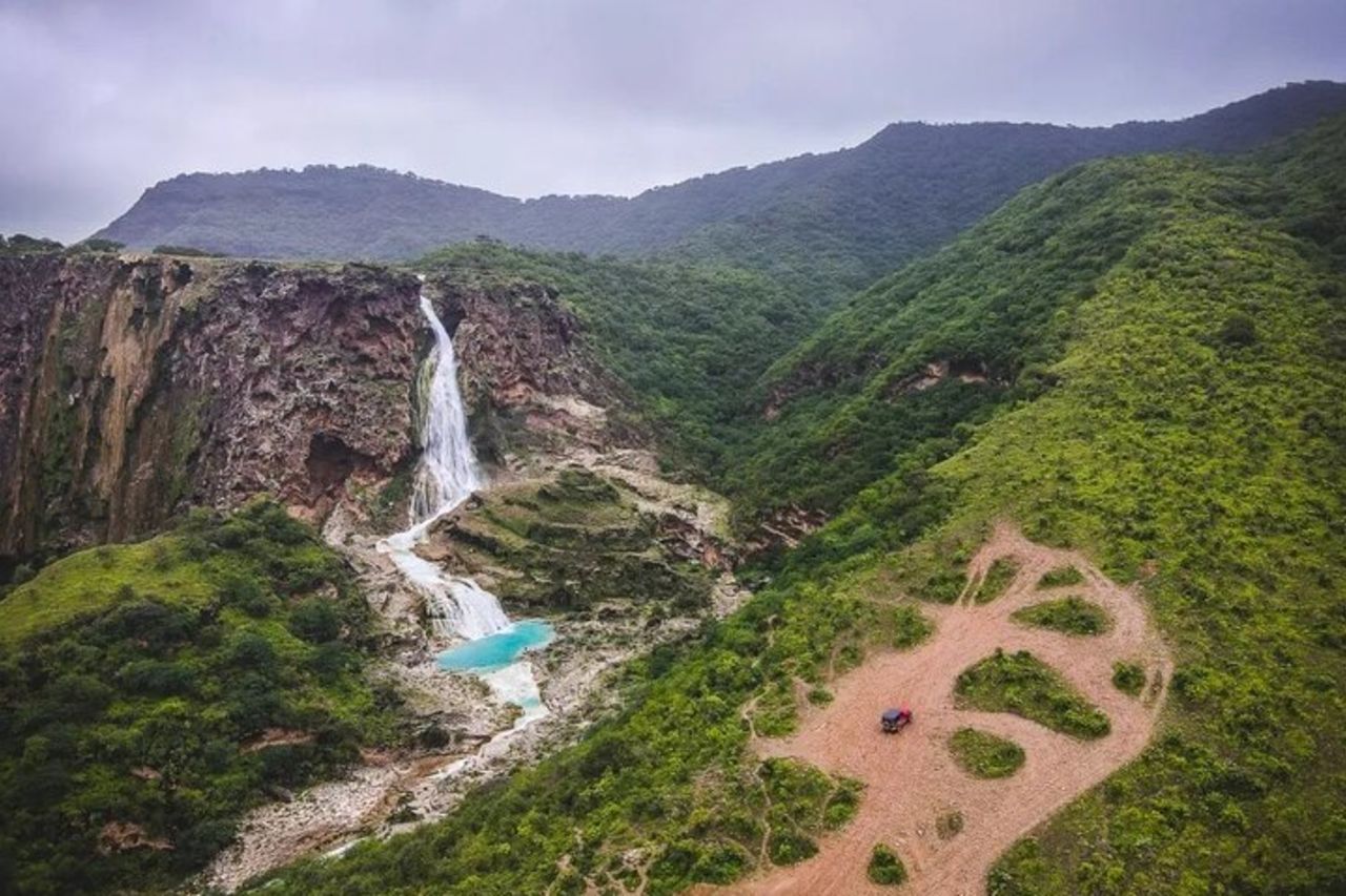 Tour combinato di Salalah est e ovest: cascata Darbat, Mughsail — 2