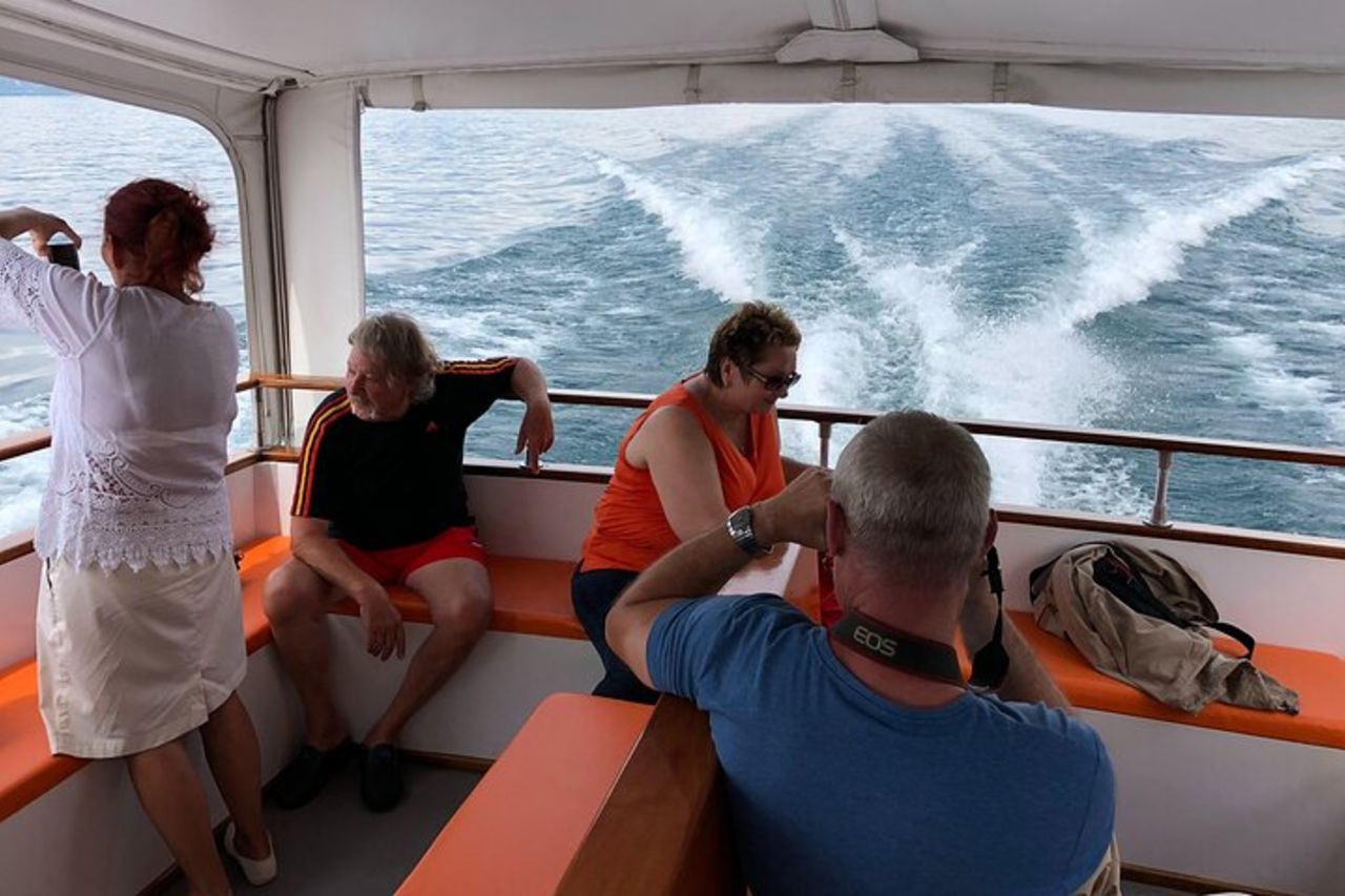 Da Garda/Bardolino: crociera guidata in barca di 4 ore a Sirmione — 7