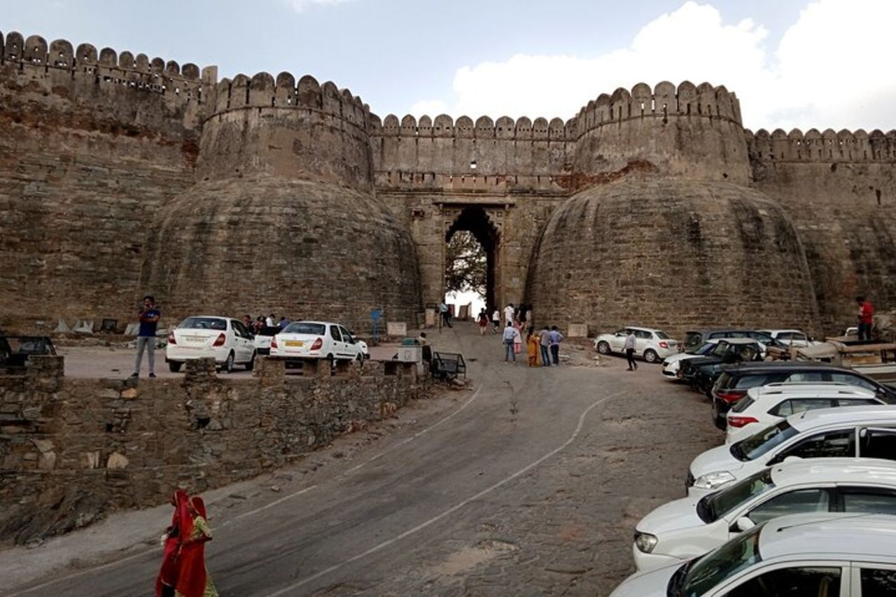 Gita di un giorno a Kumbhalgarh e Ranakpur da Udaipur con guida e pranzo — 3