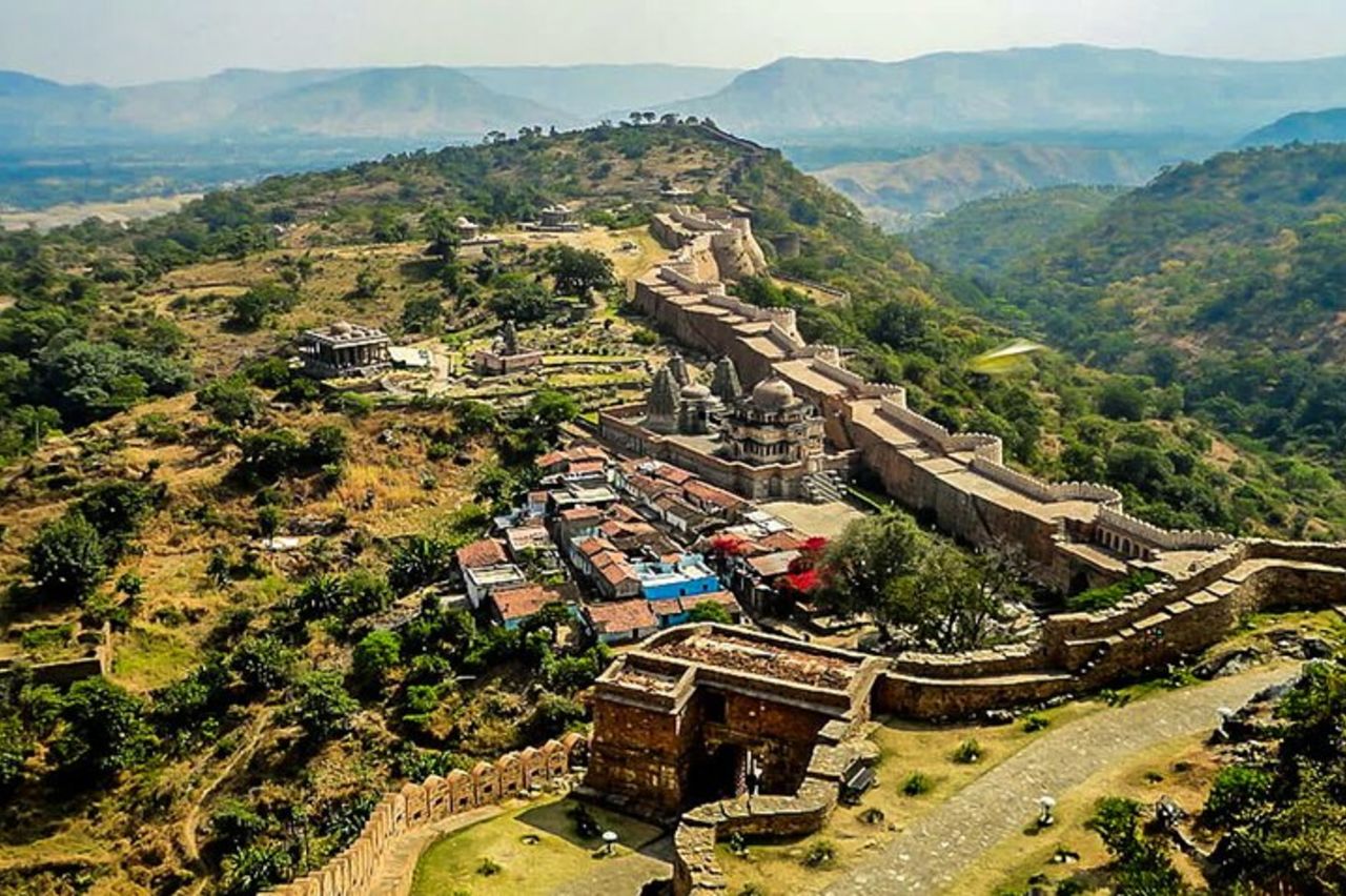 Gita di un giorno a Kumbhalgarh e Ranakpur da Udaipur con guida e pranzo — 7