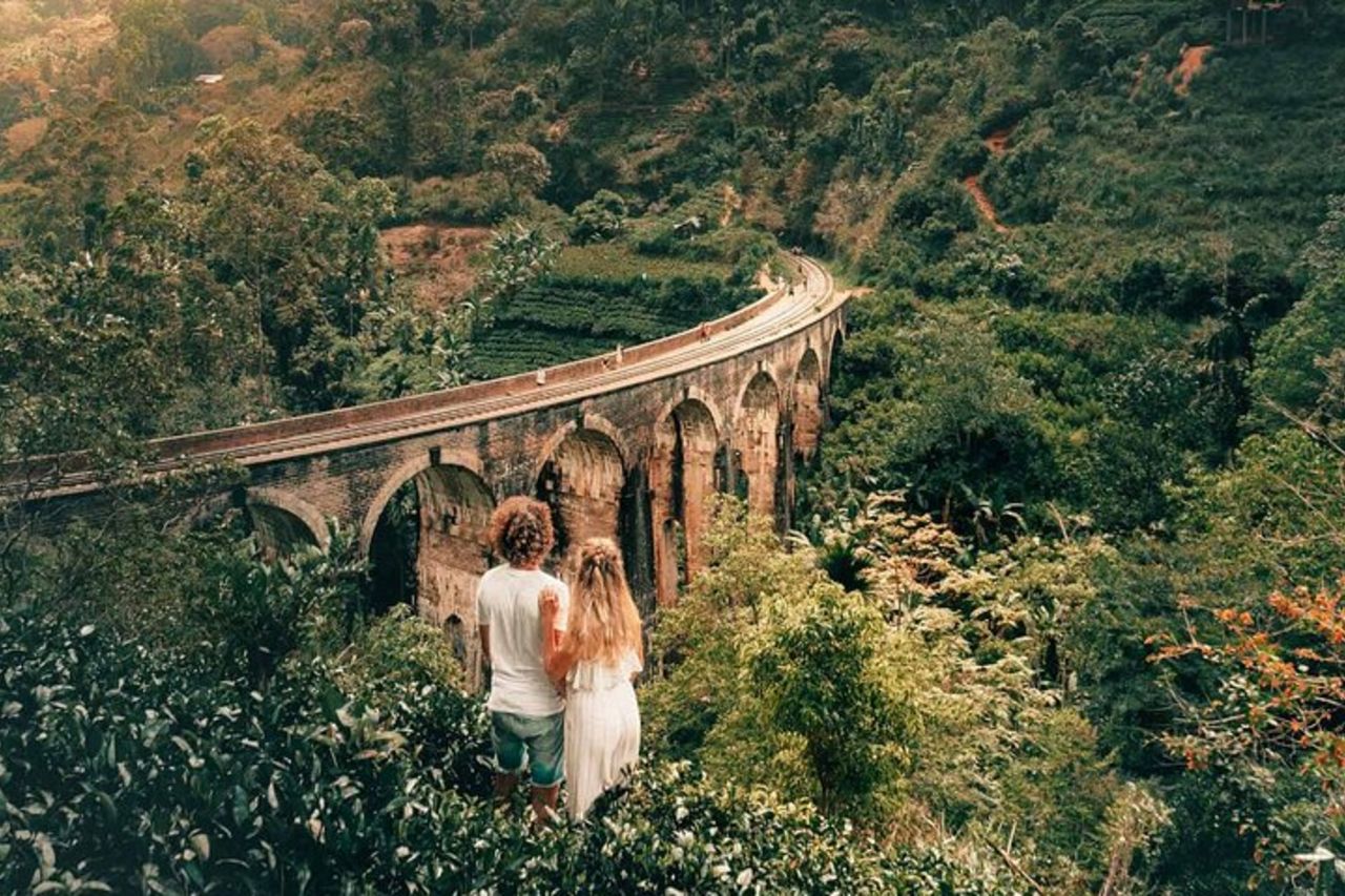 Scopri tre icone in Ella — 3