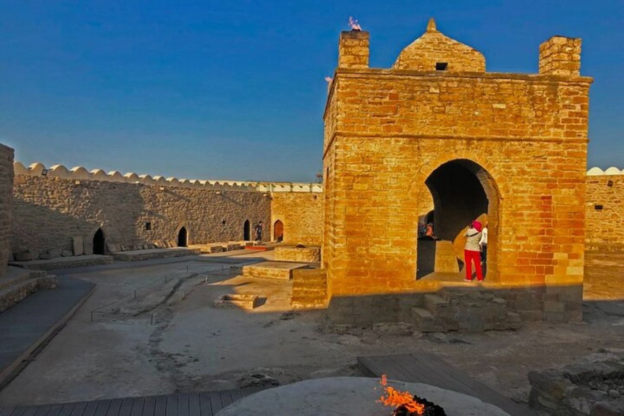 Tour panoramico di un'intera giornata delle principali attrazioni intorno a Baku — 3