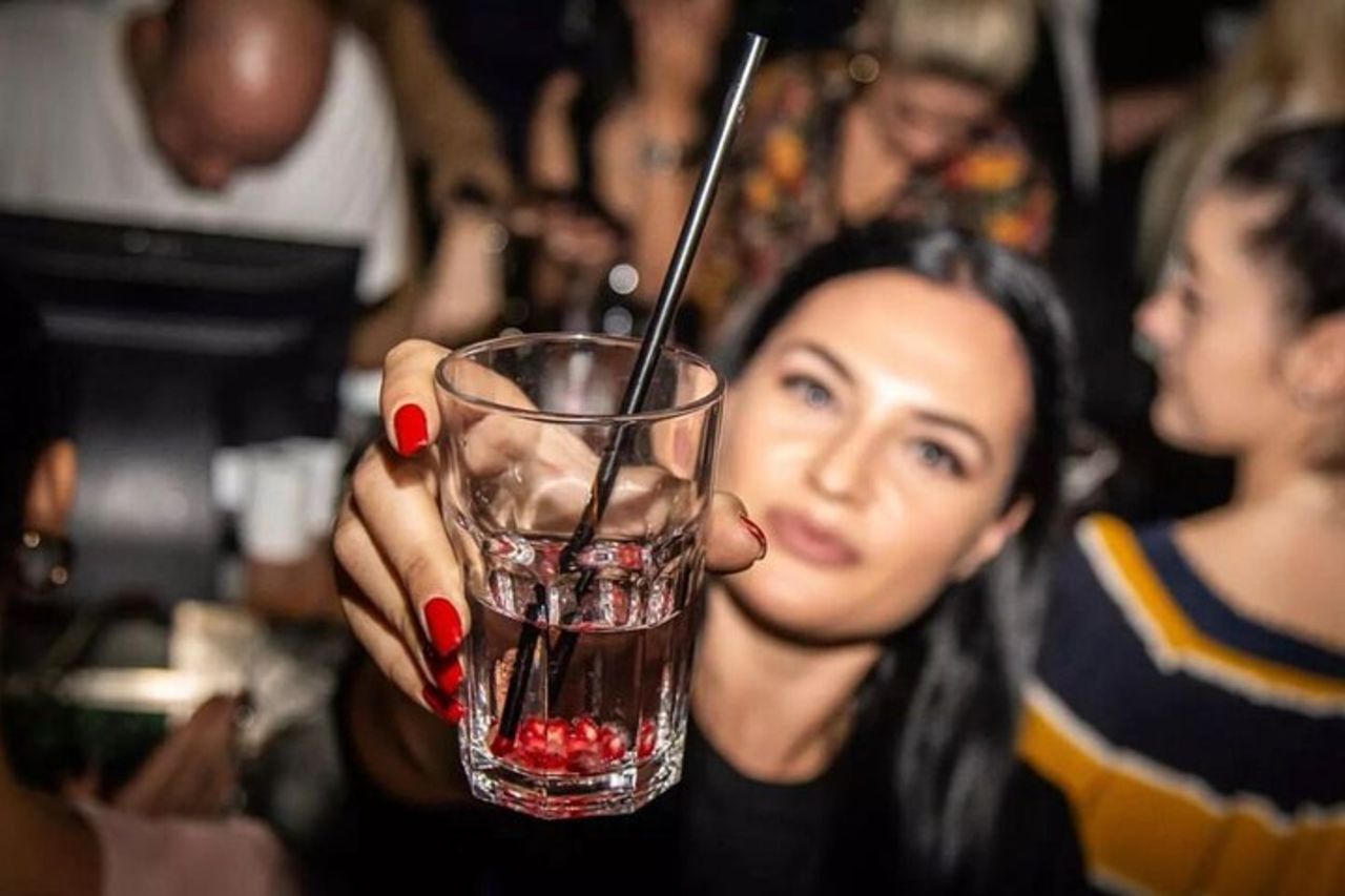 Pub Crawl Tirana — 2