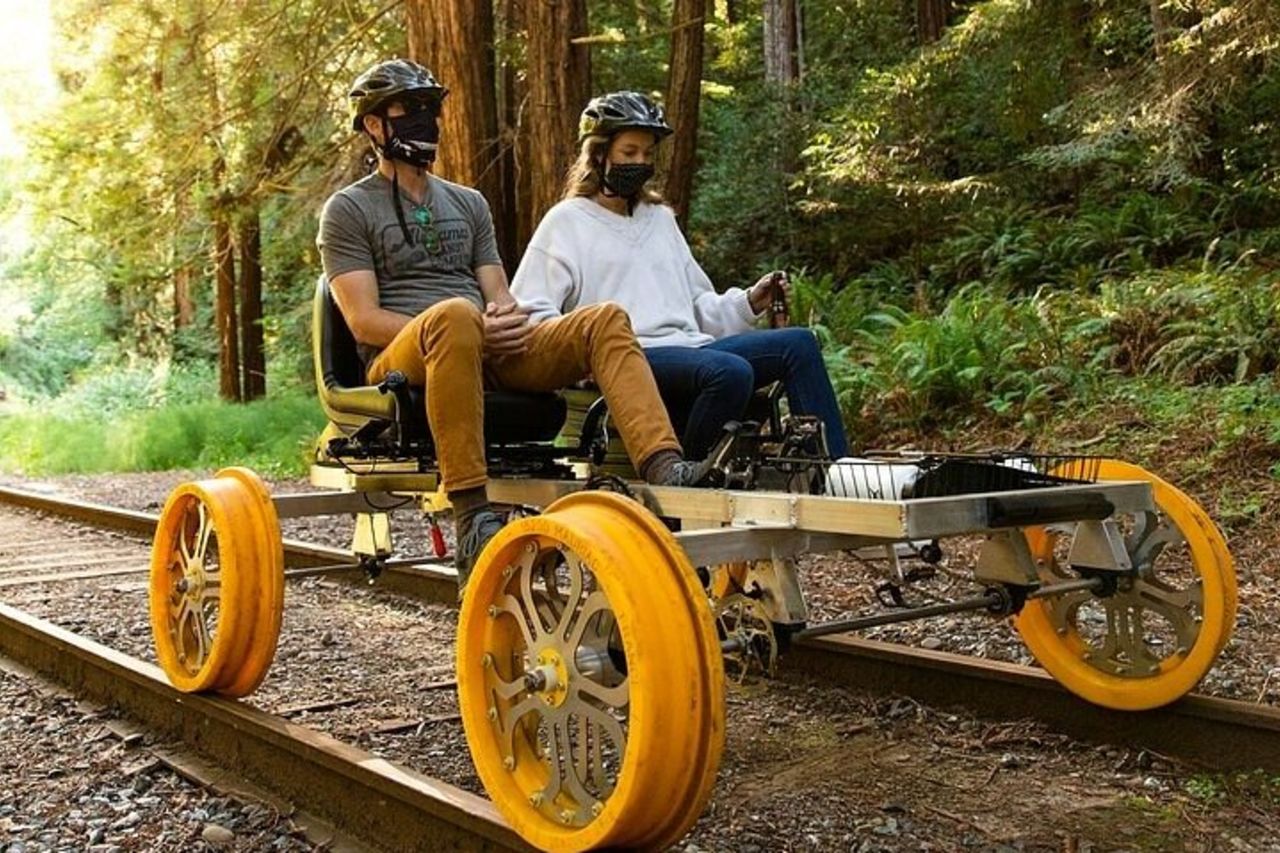 Railbike di Redwoods lungo Pudding Creek