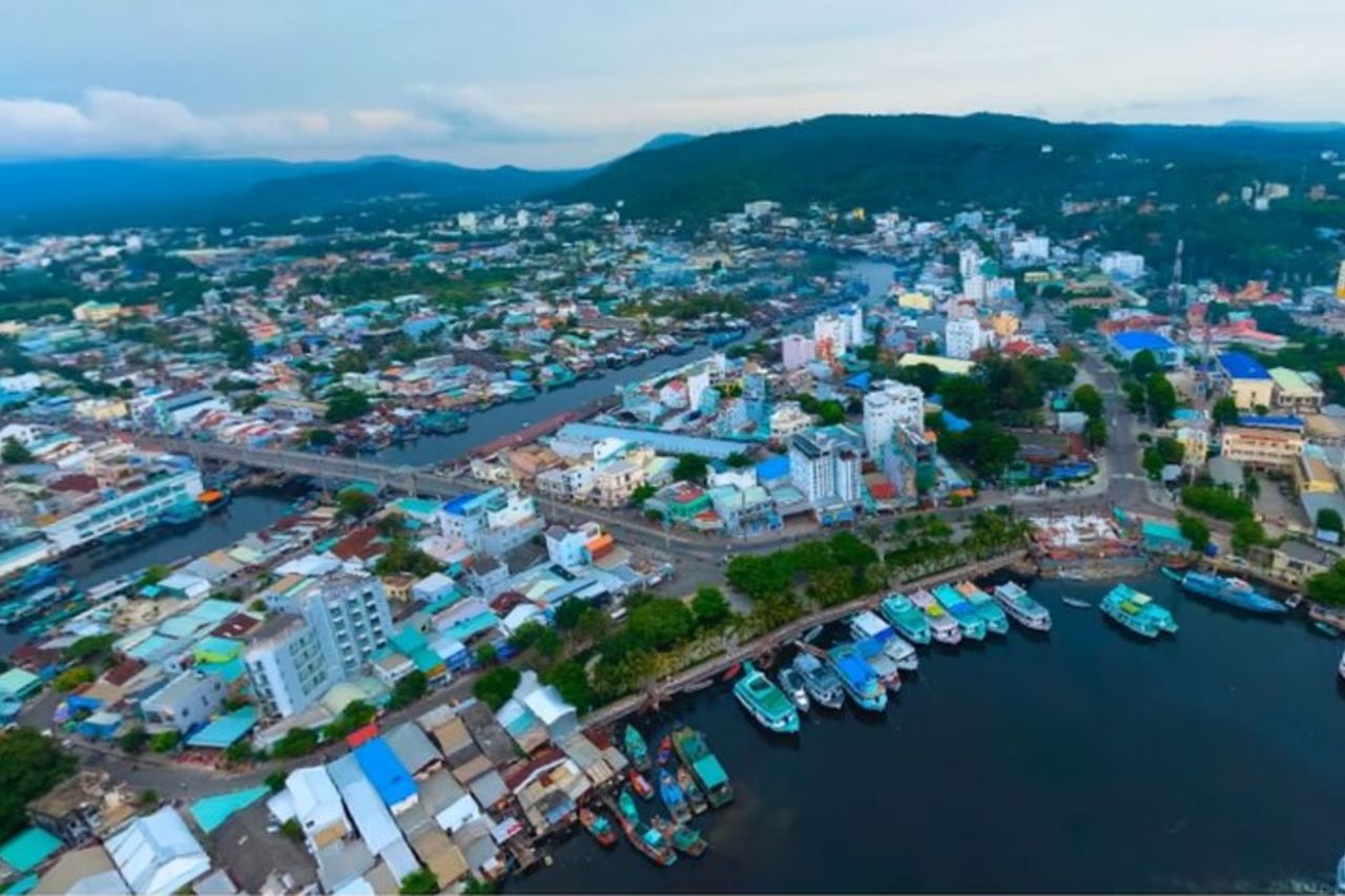 Città di Phu Quoc - Tour gastronomico di strada locale di notte — 4