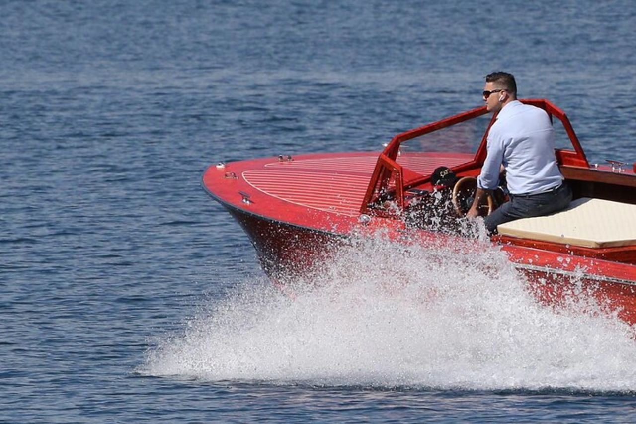 Lago di Como Tour Privato Barca di Legno & Glamour Italiano — 3